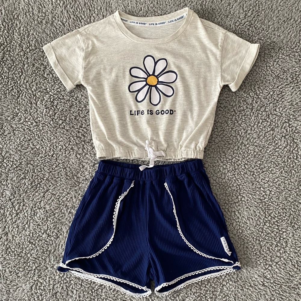 Life Is Good Girls 6x Heather Gray Short Sleeve T-Shirt Blue Shorts Outfit